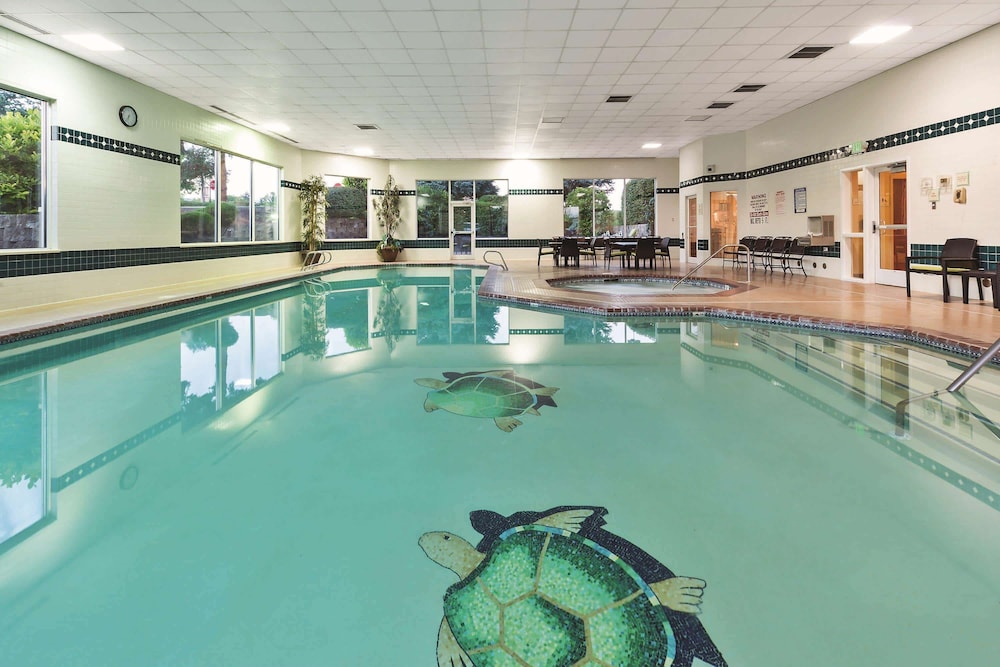 La Quinta Inn & Suites by Wyndham Boise Towne Square 38/62