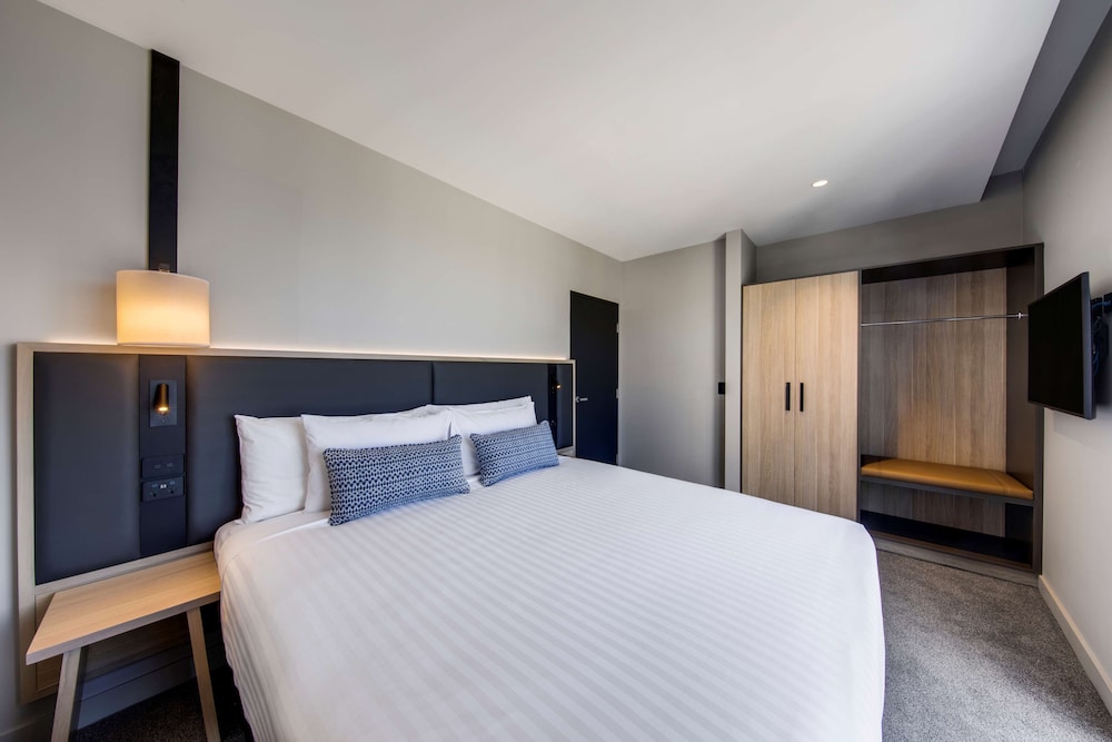 Room at Vibe Hotel Hobart, HOBART