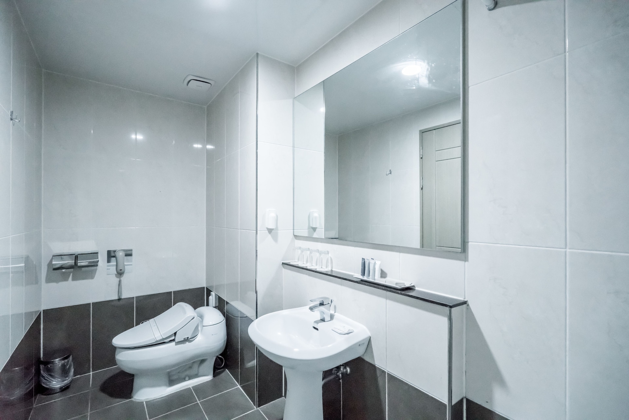 Deluxe, 2 King Beds, King and Twin Beds, Hotel Atrium Jongno 10/10
