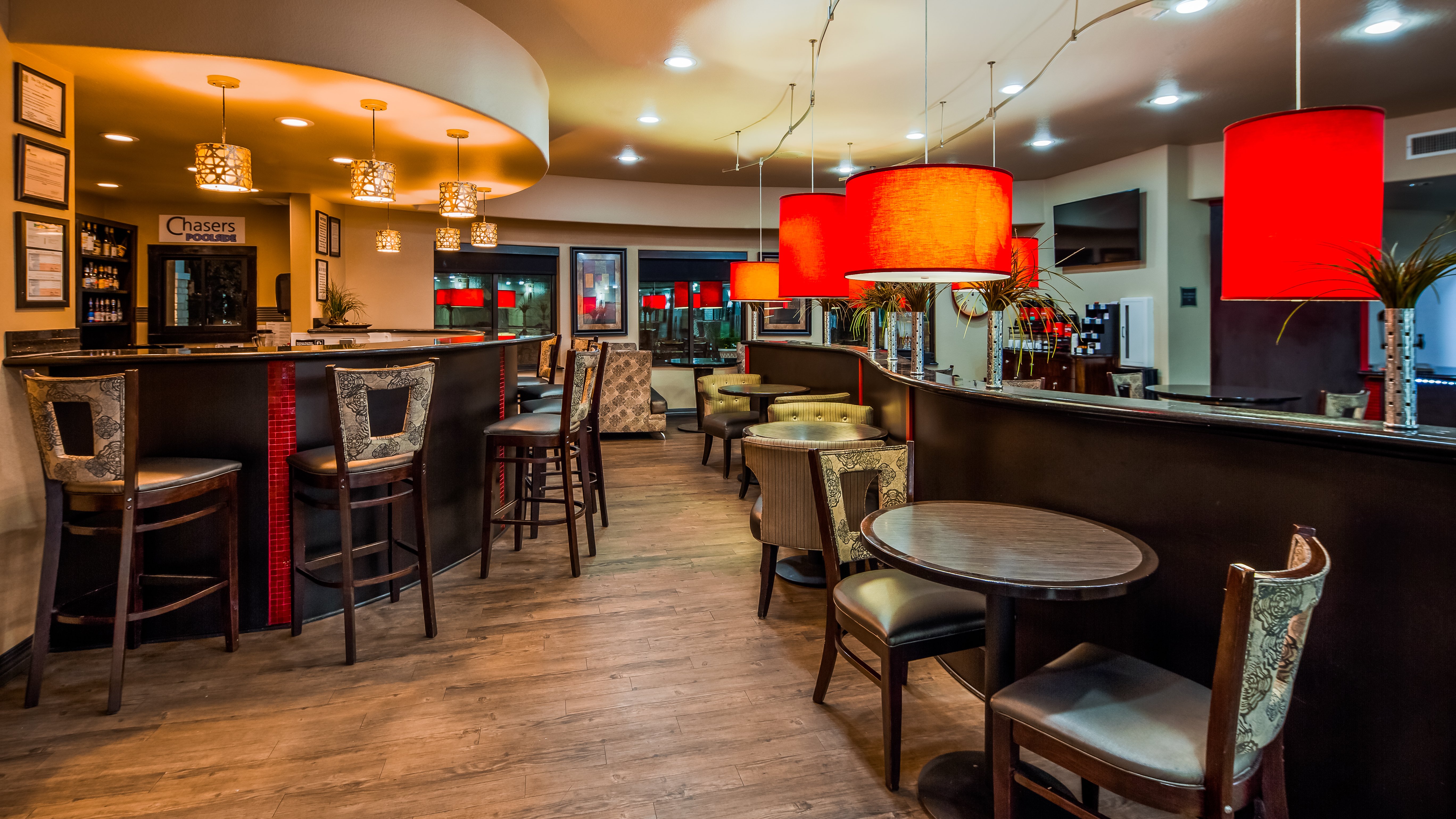 Best Western Premier Crown Chase Inn and Suites 53/70