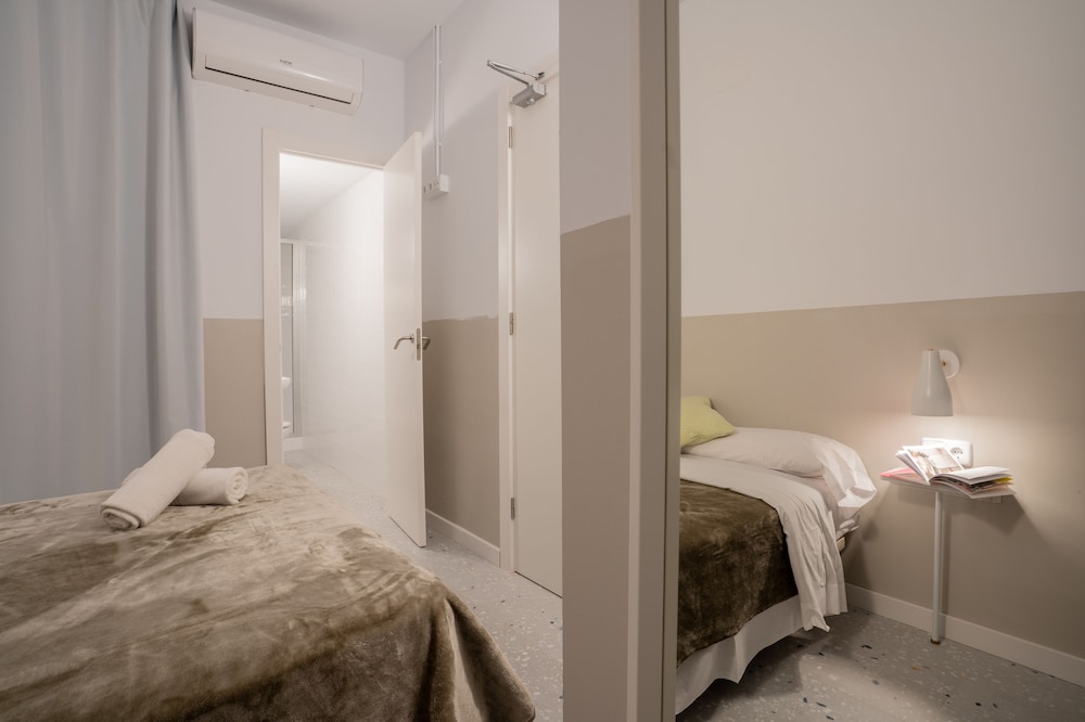 Hostal Hera 31/31