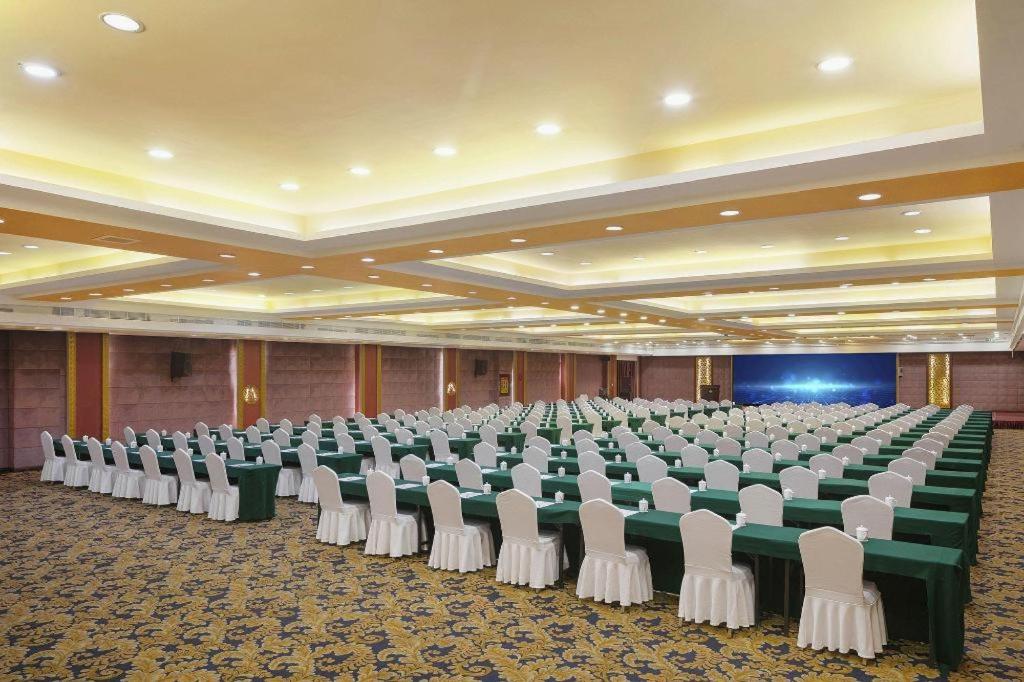 Chanwu Hotel - Dengfeng 48/51