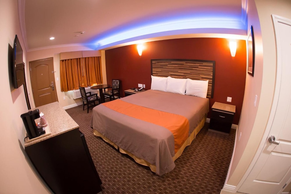 Diamond Bell Inn And Suites 15/54