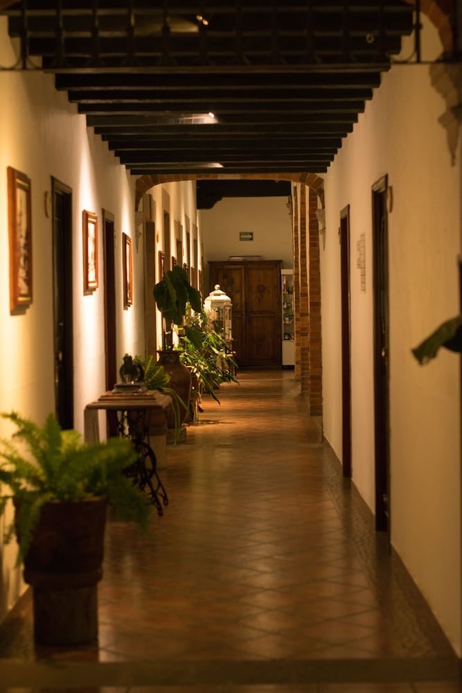 Meson de Los Remedios Hotel 5/56