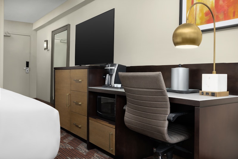DoubleTree by Hilton Greensboro Airport 43/45