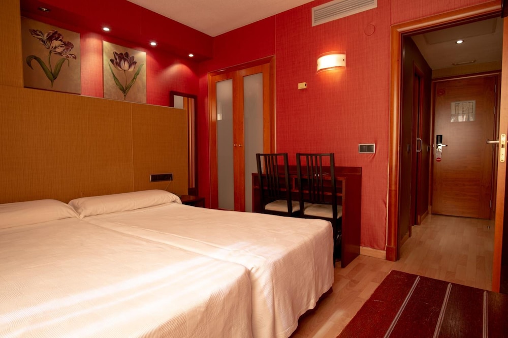 Hotel Villa de Barajas Formerly Best Western Hotel Villa de Barajas 17/38
