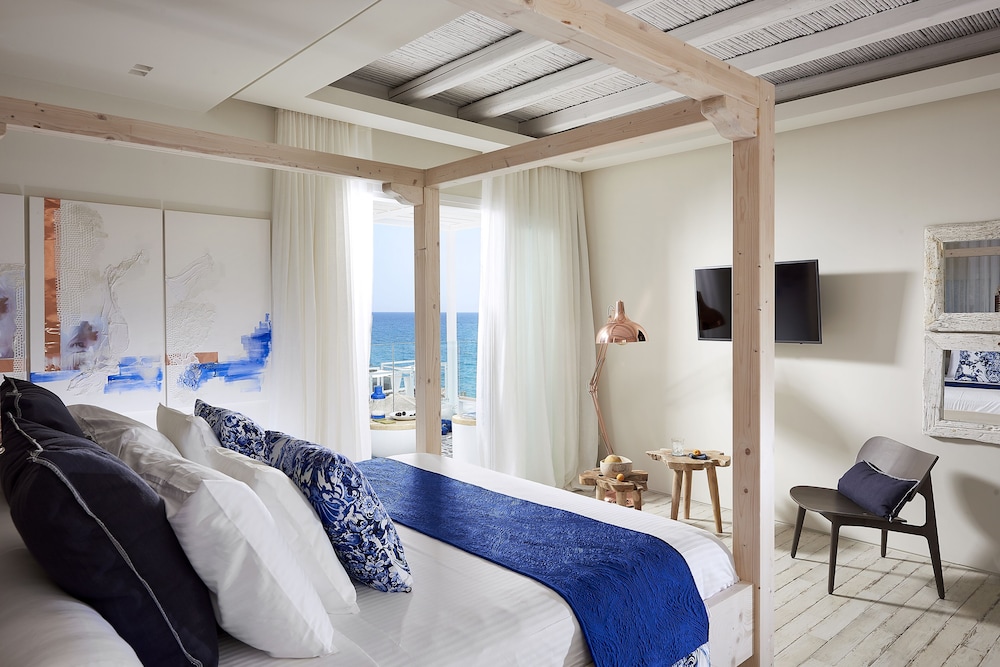 Artemis Seaside Resort 23/82
