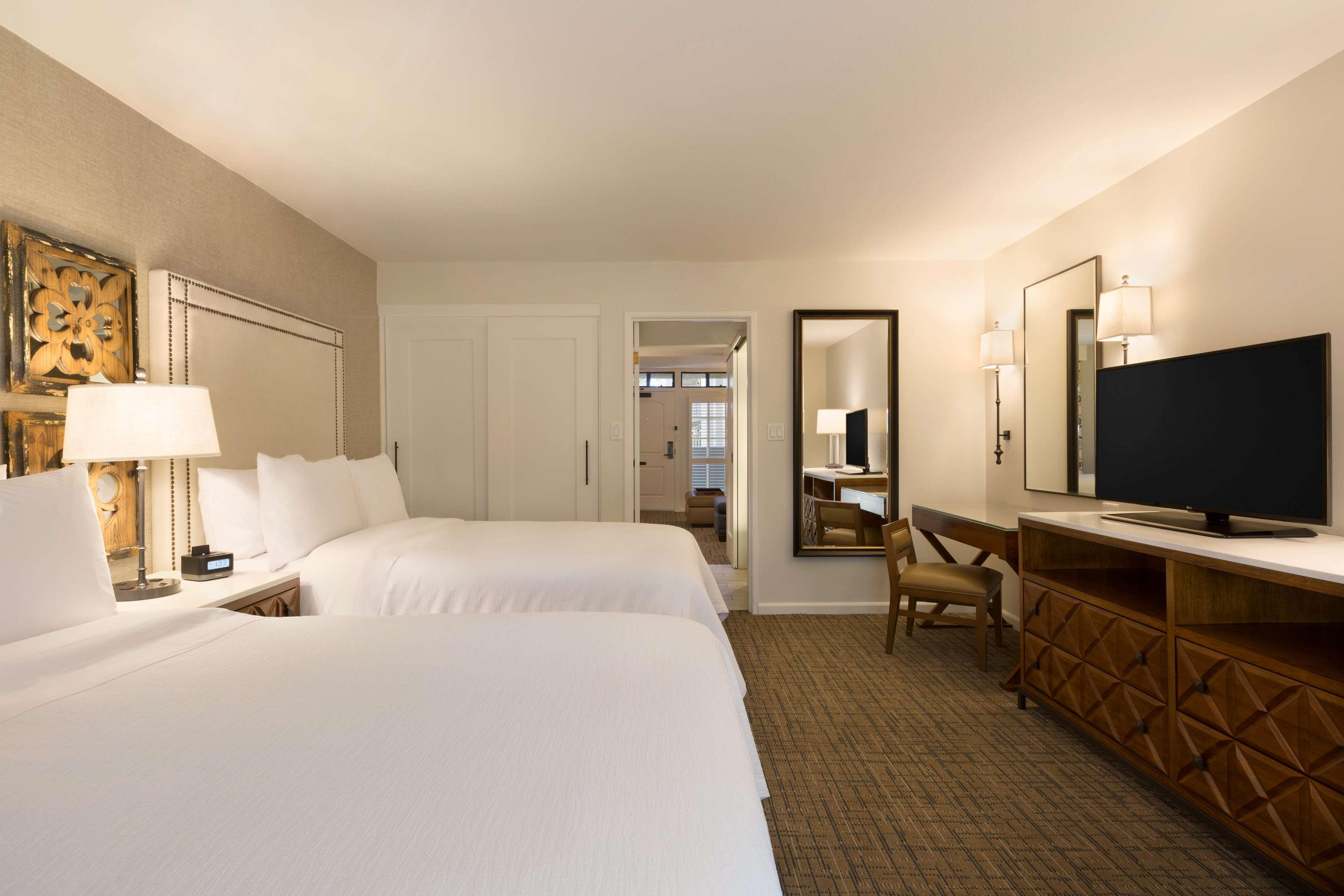 2 ROOMS, SUITE, 2 DOUBLE BEDS, ACCESSIBLE