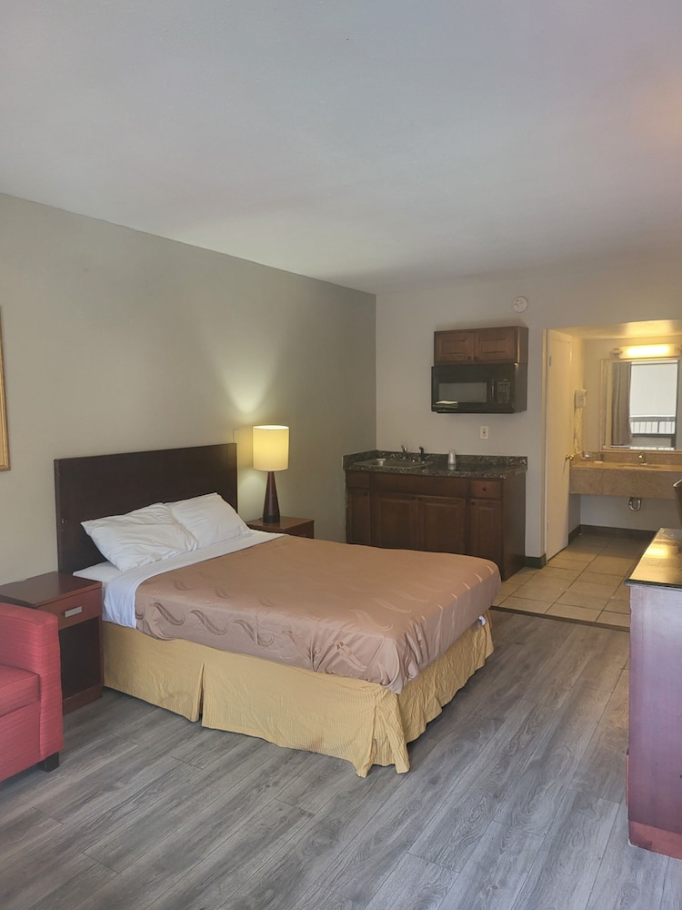 Baymont by Wyndham Williamsburg 15/45