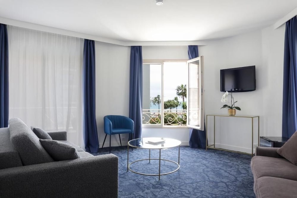AEVA HOTEL 26/44