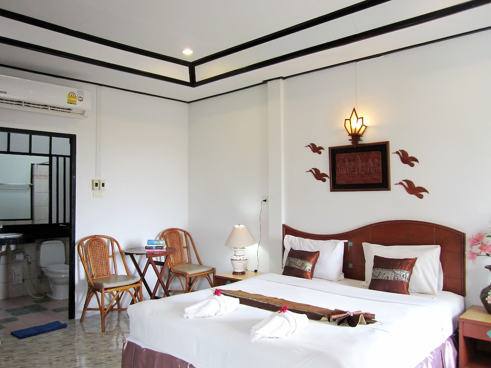 DELUXE, DOUBLE BED, SEA VIEW