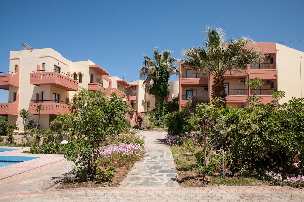 Ekavi Apartments 27/42