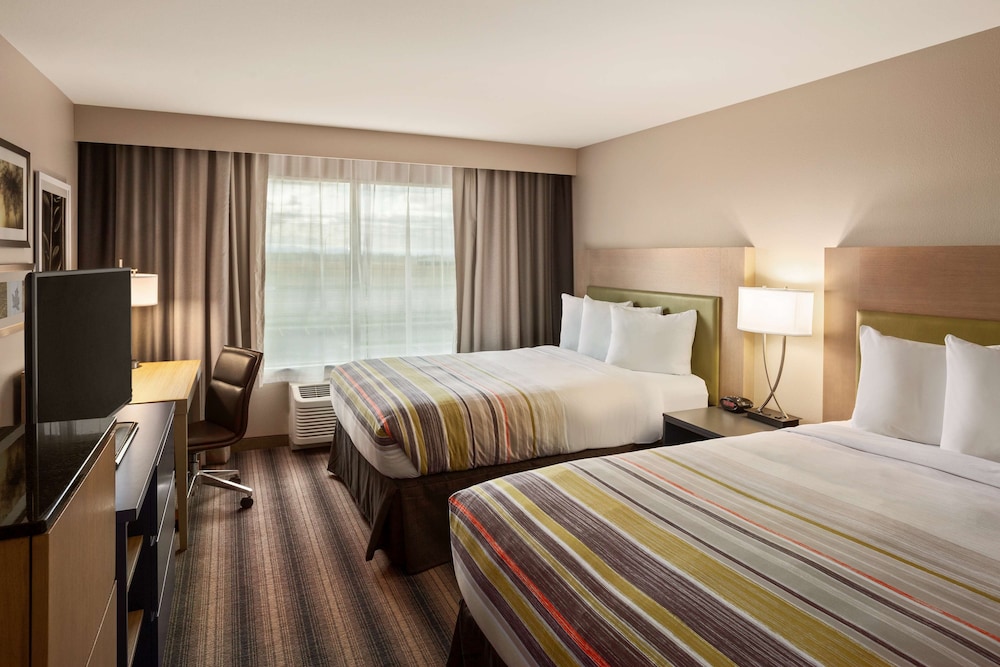 Country Inn & Suites by Radisson, Bozeman, MT 11/38
