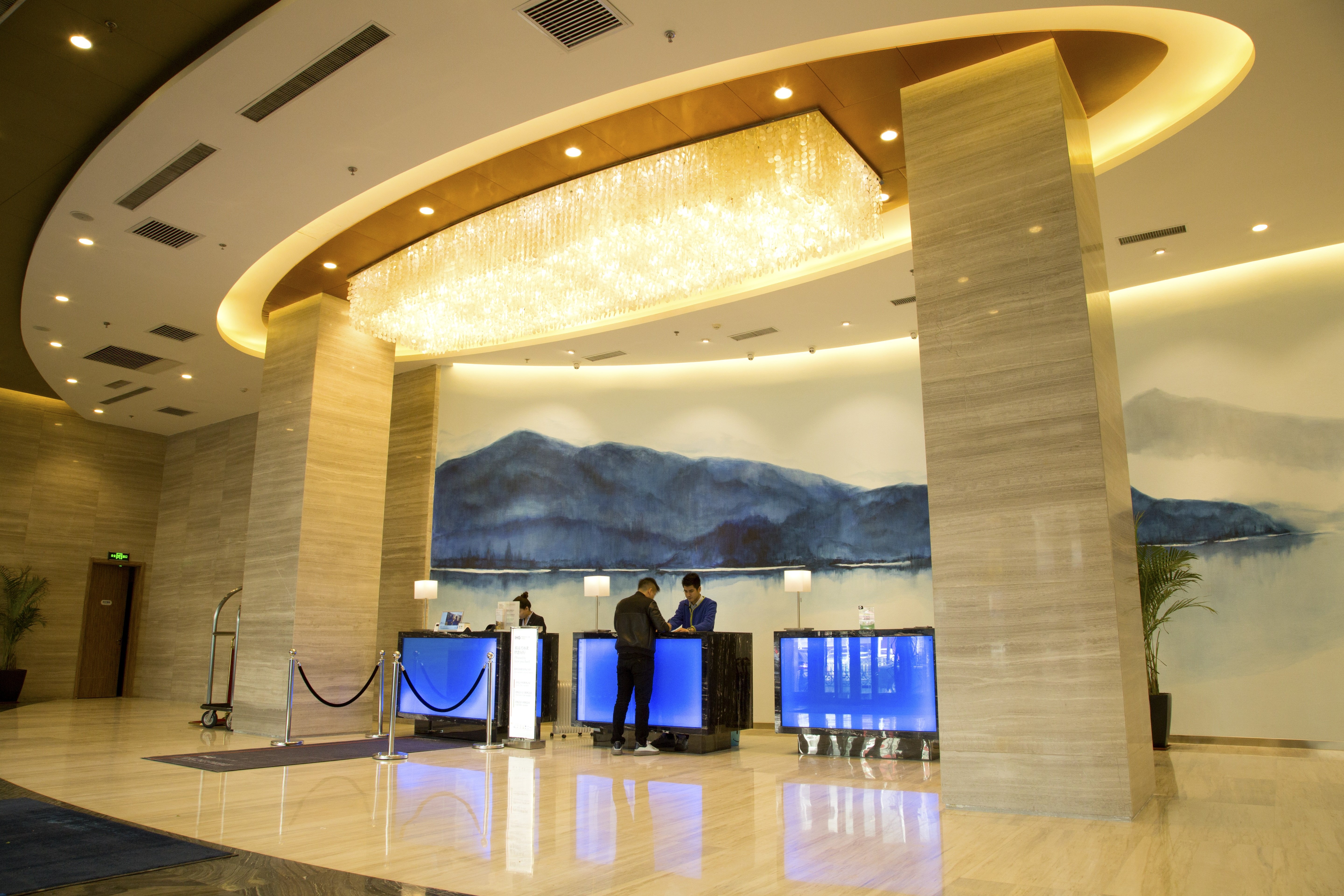 Holiday Inn Express Anshan Downtown 15/74
