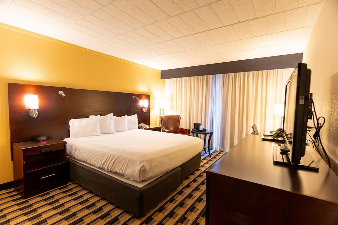 M Hotel Buffalo 14/48