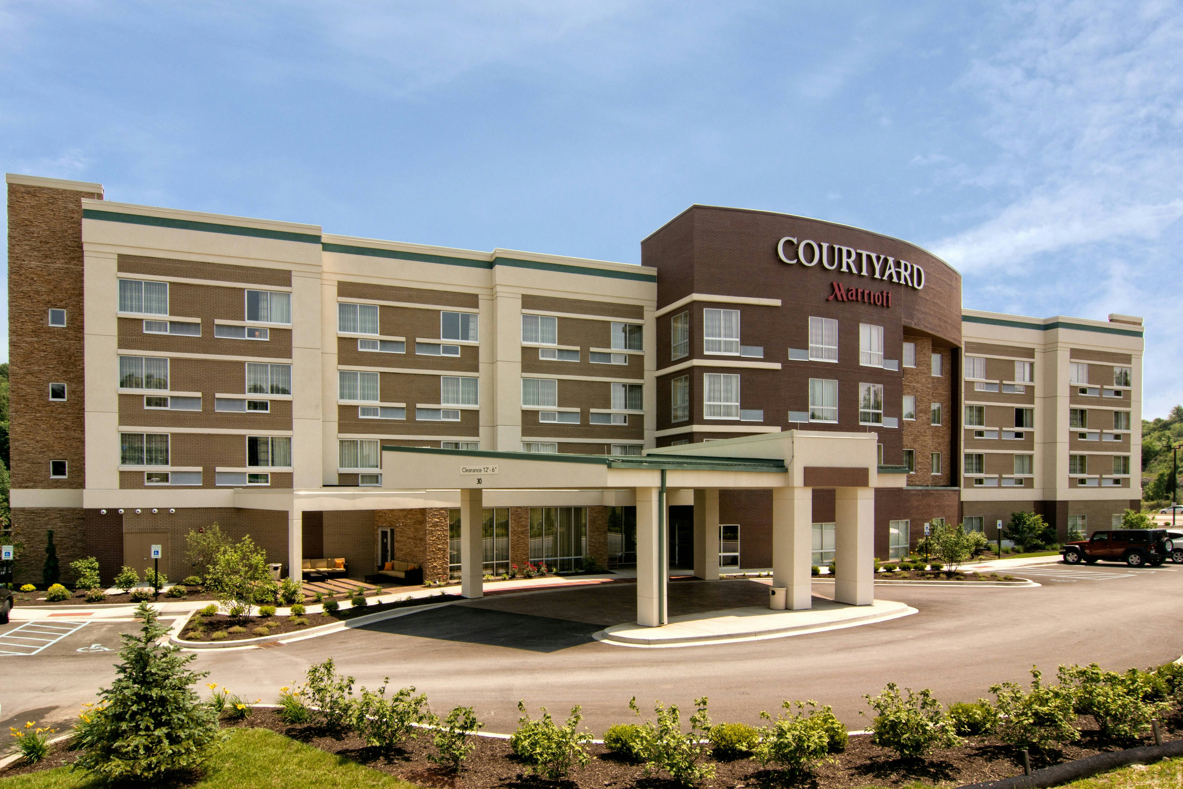 Courtyard by Marriott Bridgeport Clarksburg 2/43