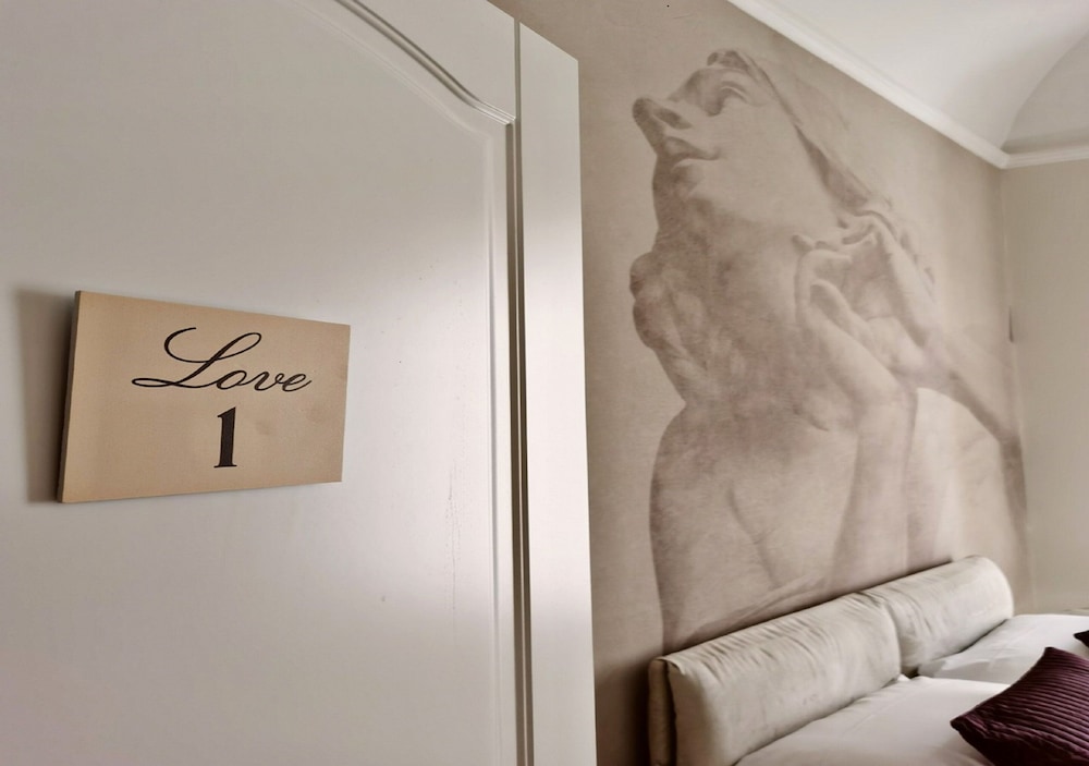 Titti Artistic B&B 20/45