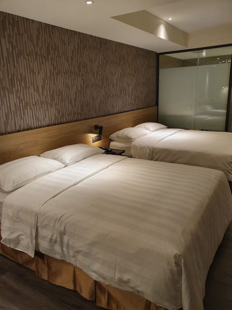 City Suites Taoyuan Station 13/50