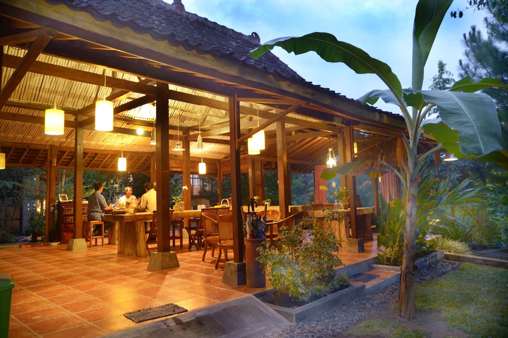 The Riverside Javanese Cottages酒店(The Riverside Javanese Cottages) 图片5