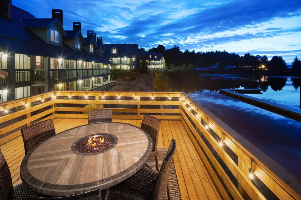 Canadian Princess Lodge 20/35