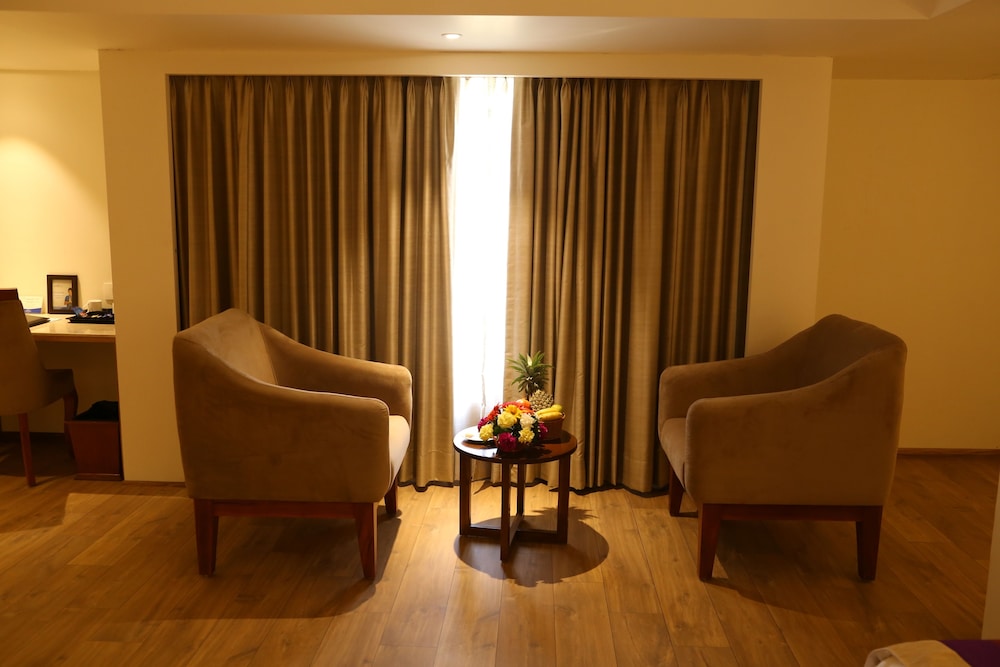 Rivera Sarovar Portico, Ahmedabad 20/25