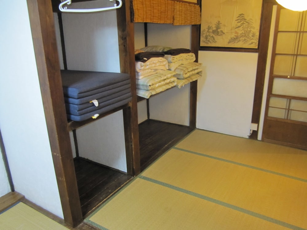 Taito Ryokan 41/43