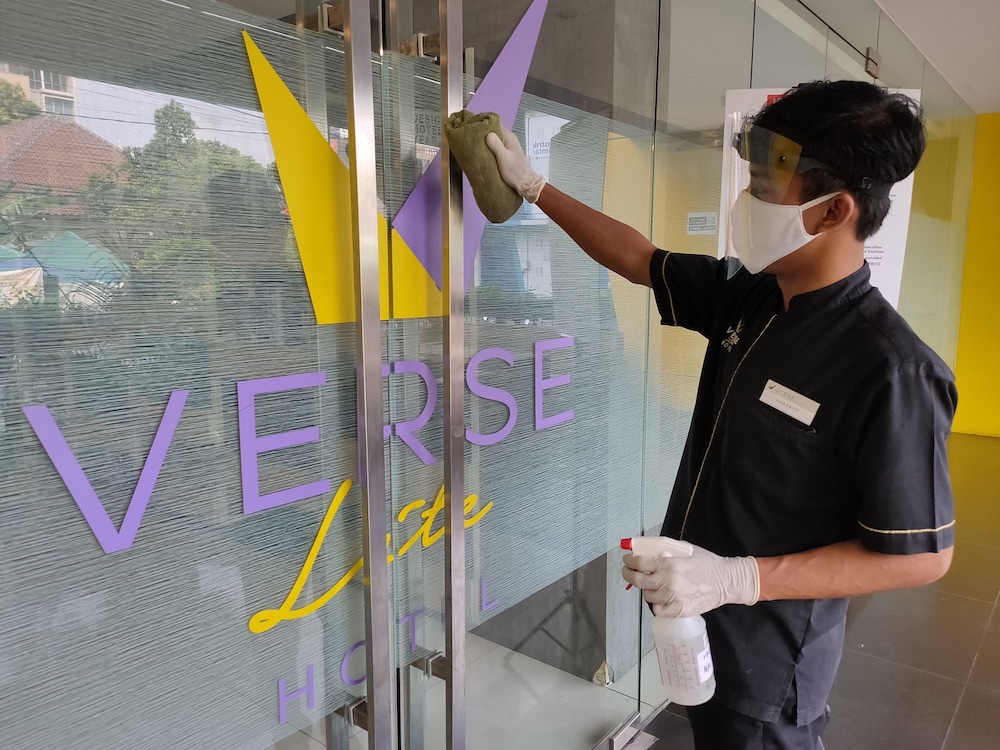 Verse Lite Hotel Gajah Mada 46/67