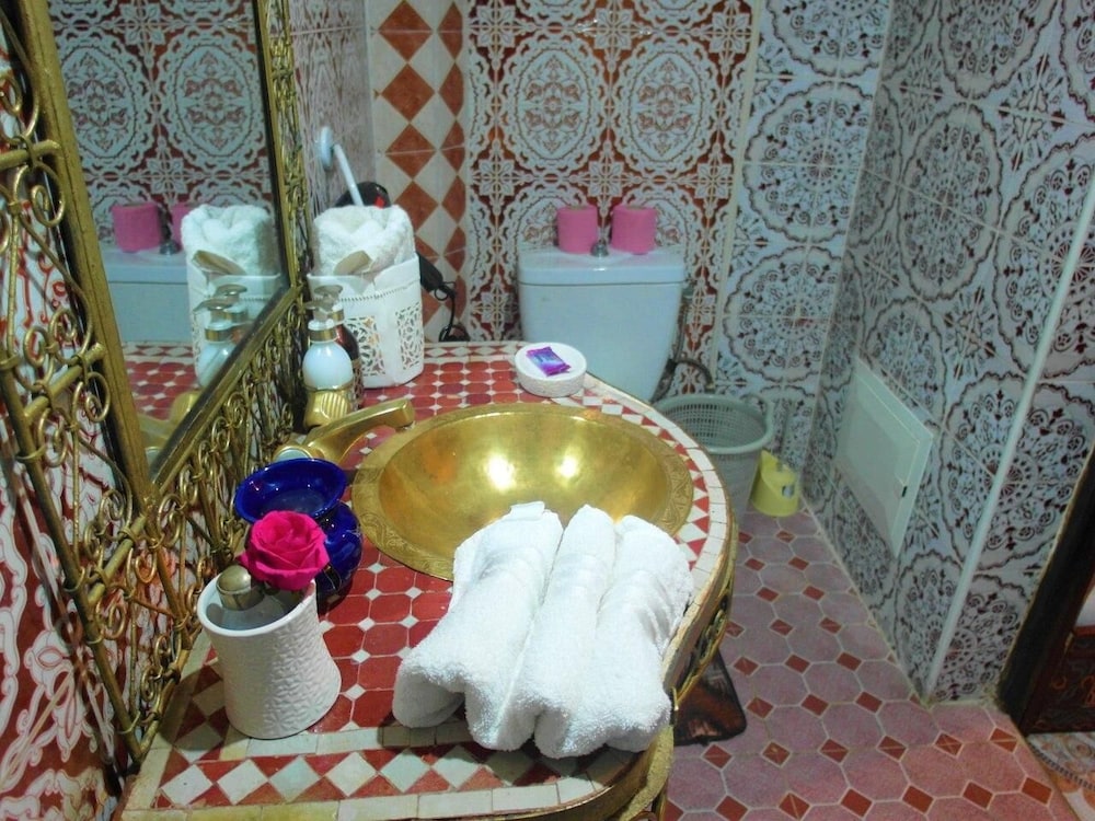 Riad Chennaoui 22/38