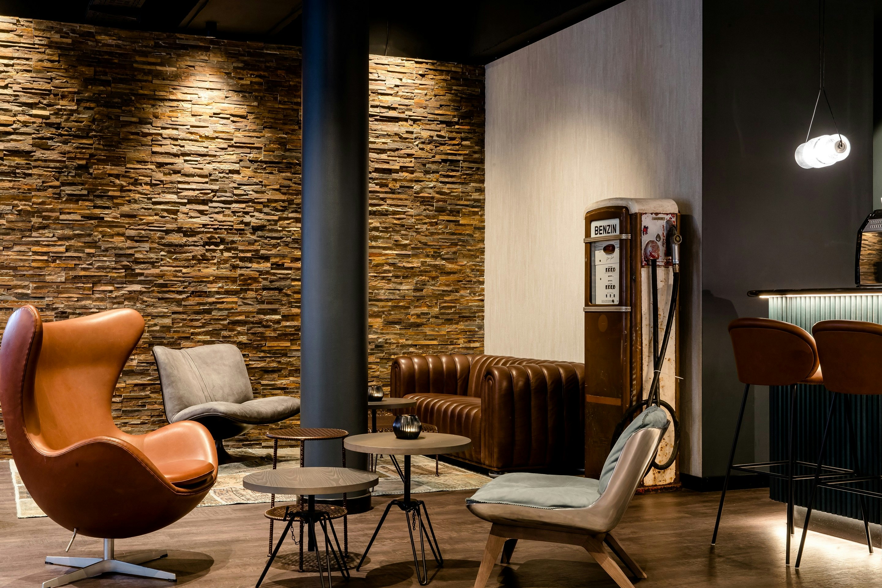 Hotel Motel One Frankfurt-East Side 12/20