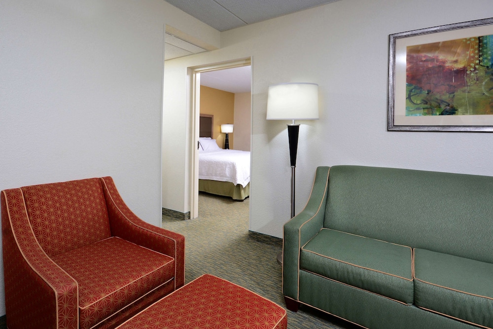 Hampton Inn Raleightown of Wake Forest 36/57