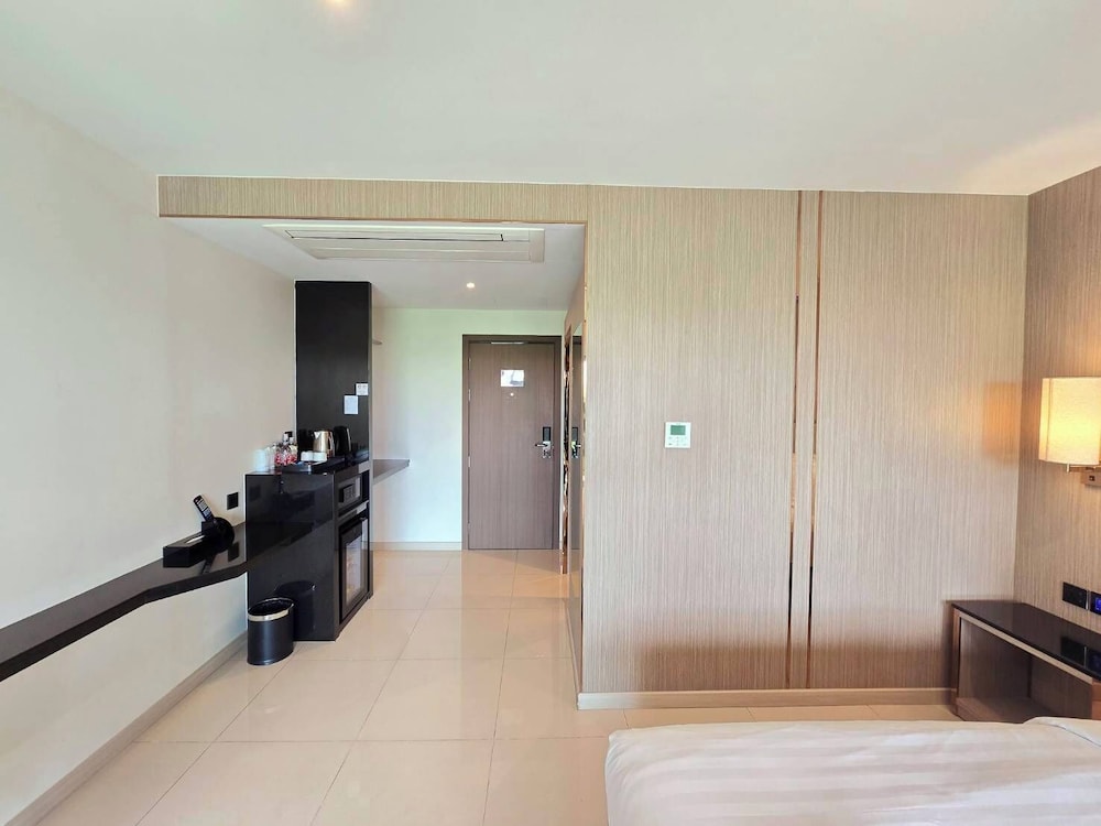 The TJ Hotel Pattaya 23/49