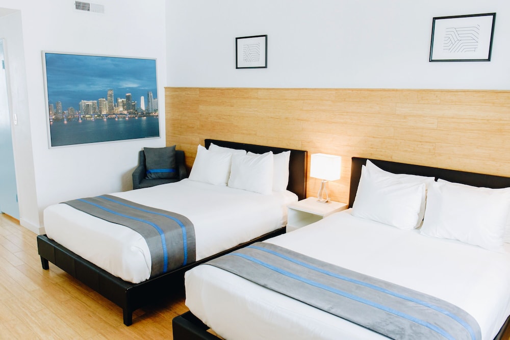 Aqua Hotel & Suites, Miami Beach 15/51