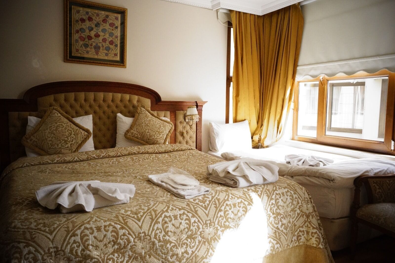 ROOM, TRIPLE