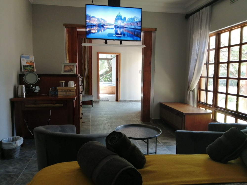 Ikamu's lodge 22/50