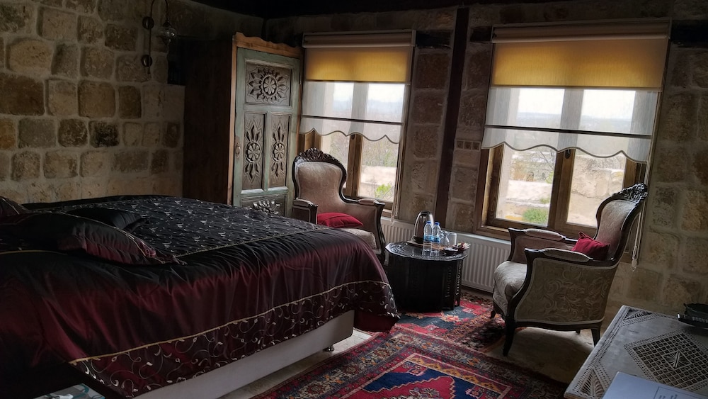 STANDARD, KING BED