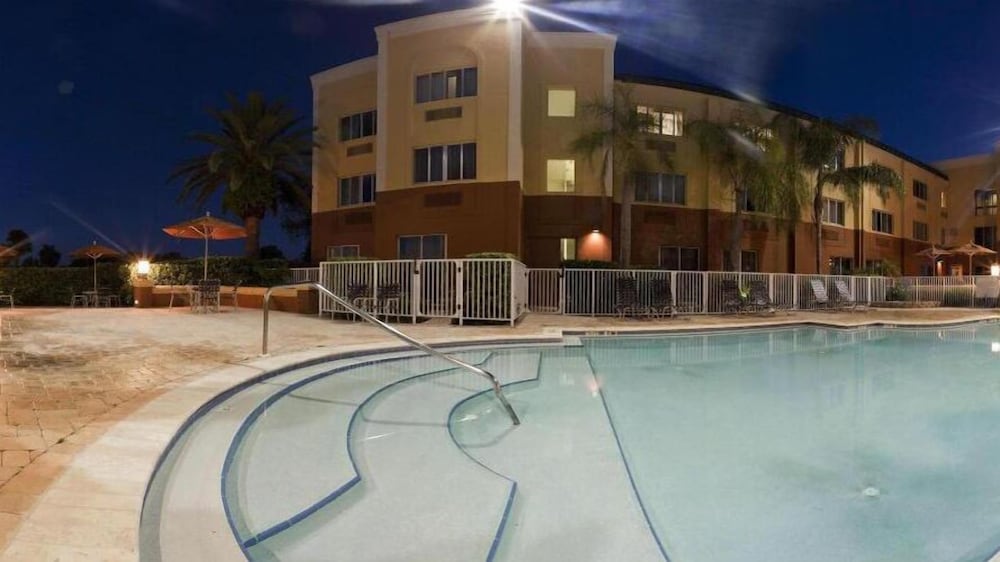 Holiday Inn Express Clearwater East Icot Center 7/78