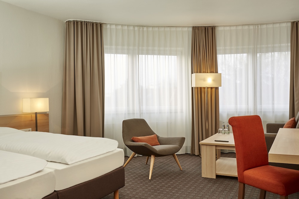 Heiner Hotel Darmstadt 18/31