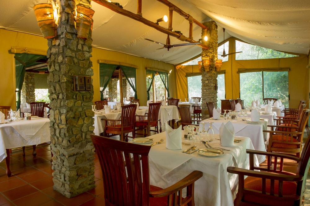 Mbuzi Mawe Serena Camp 35/60