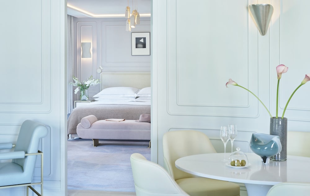 One Aldwych 10/62