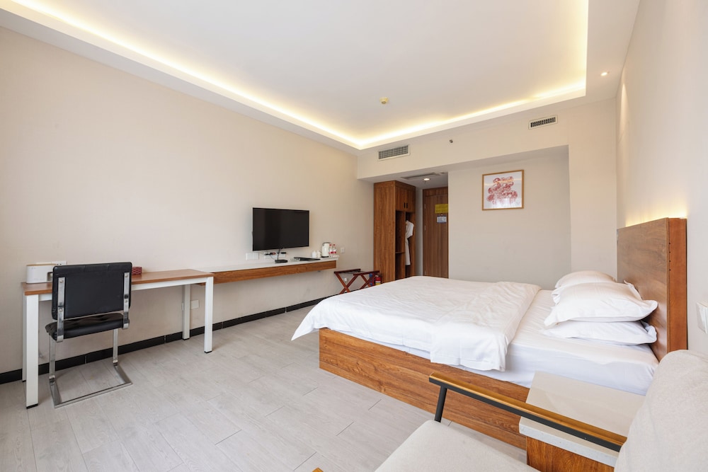 Pazhou Hotel 17/71