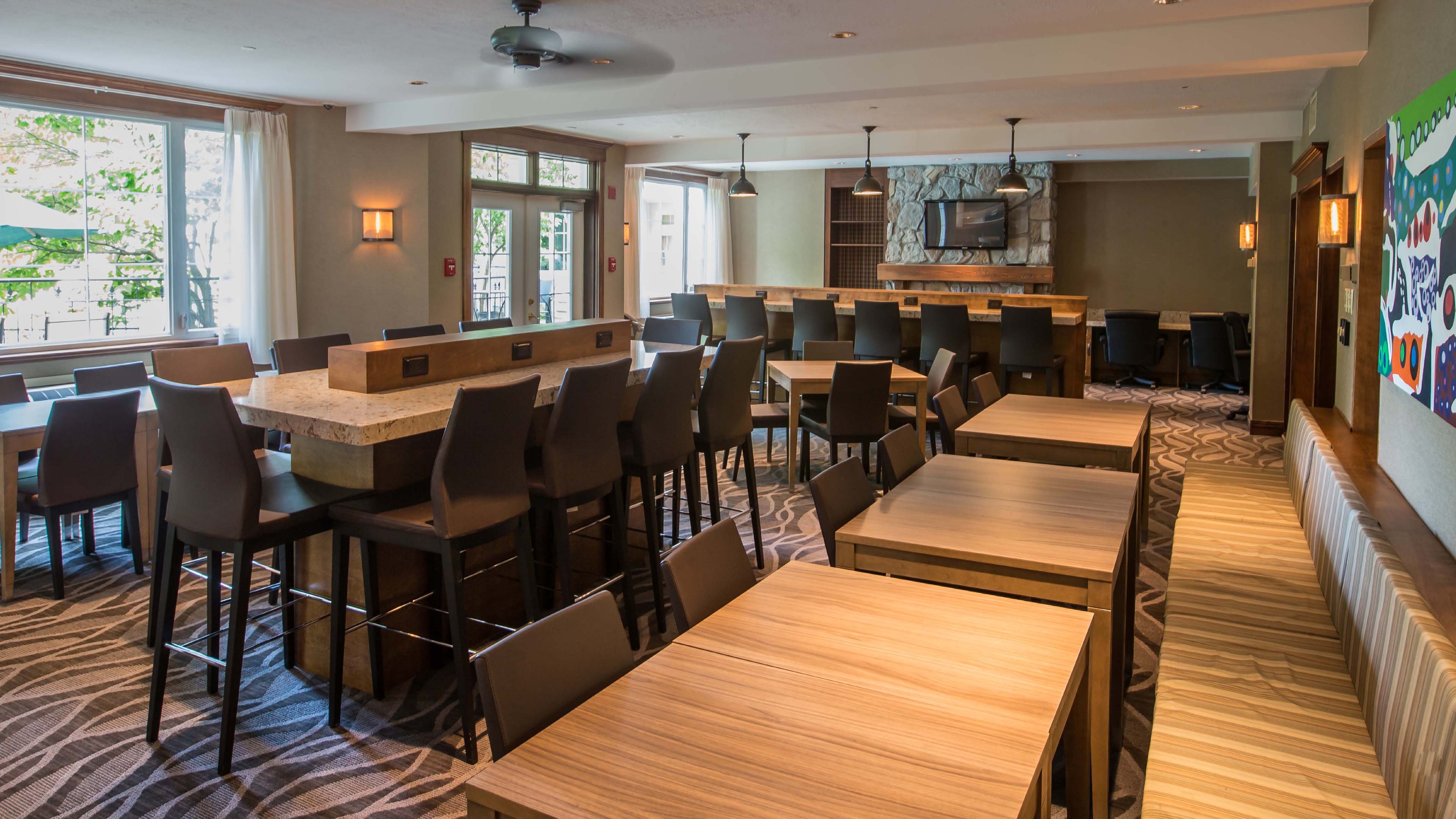 Holiday Inn Express And Suites Tremblant 33/50