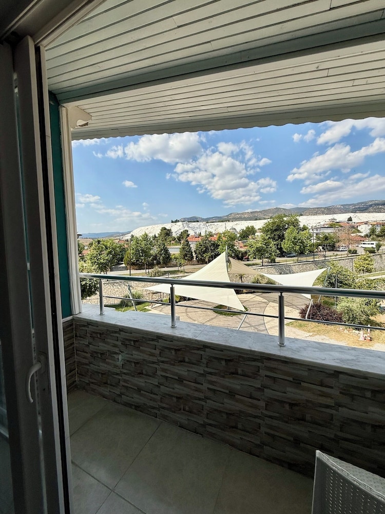 Melrose Viewpoint Hotel 35/68