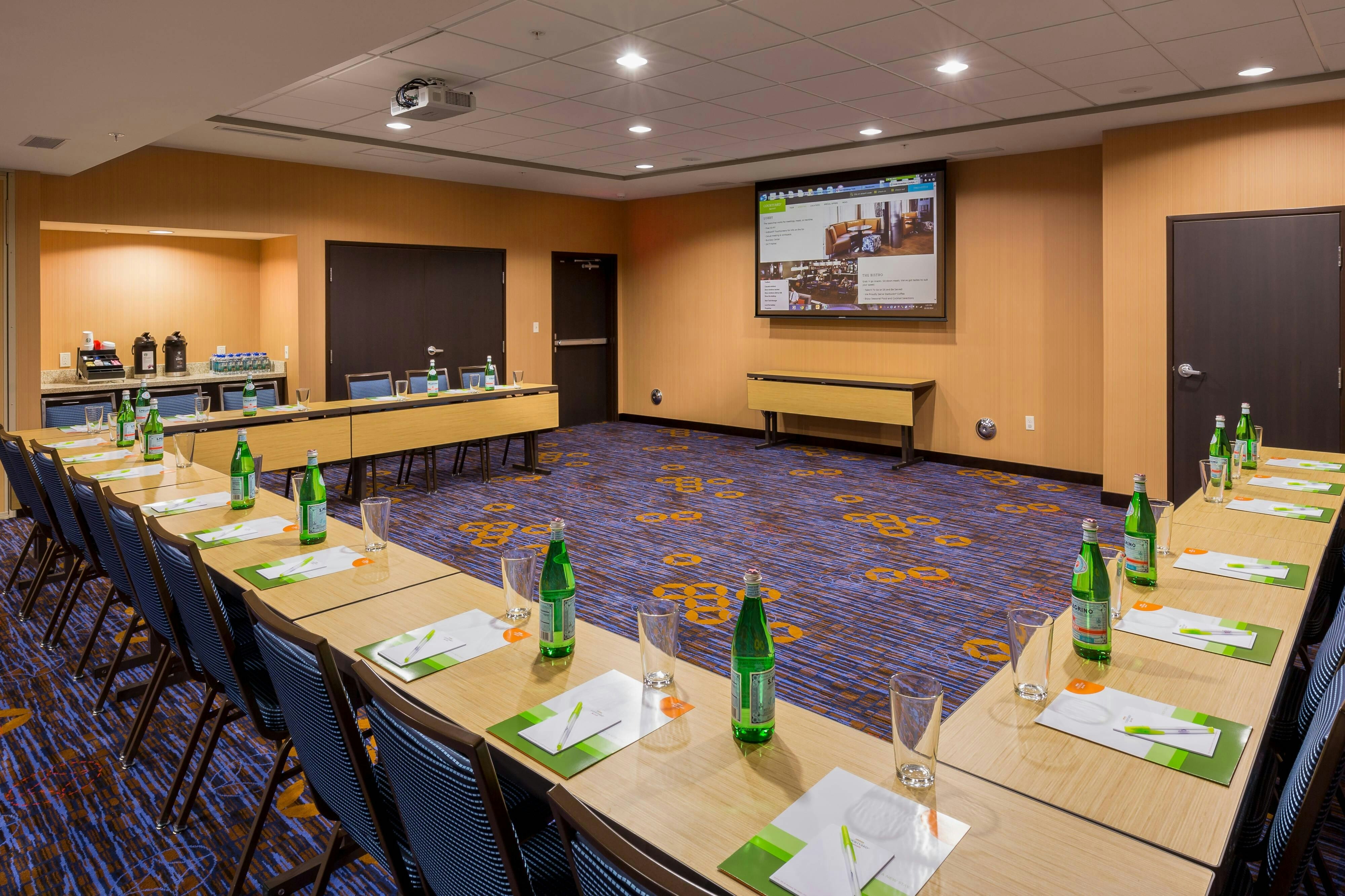 Courtyard by Marriott Bismarck North 10/12