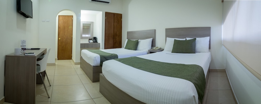Hotel La Riviera 20/39