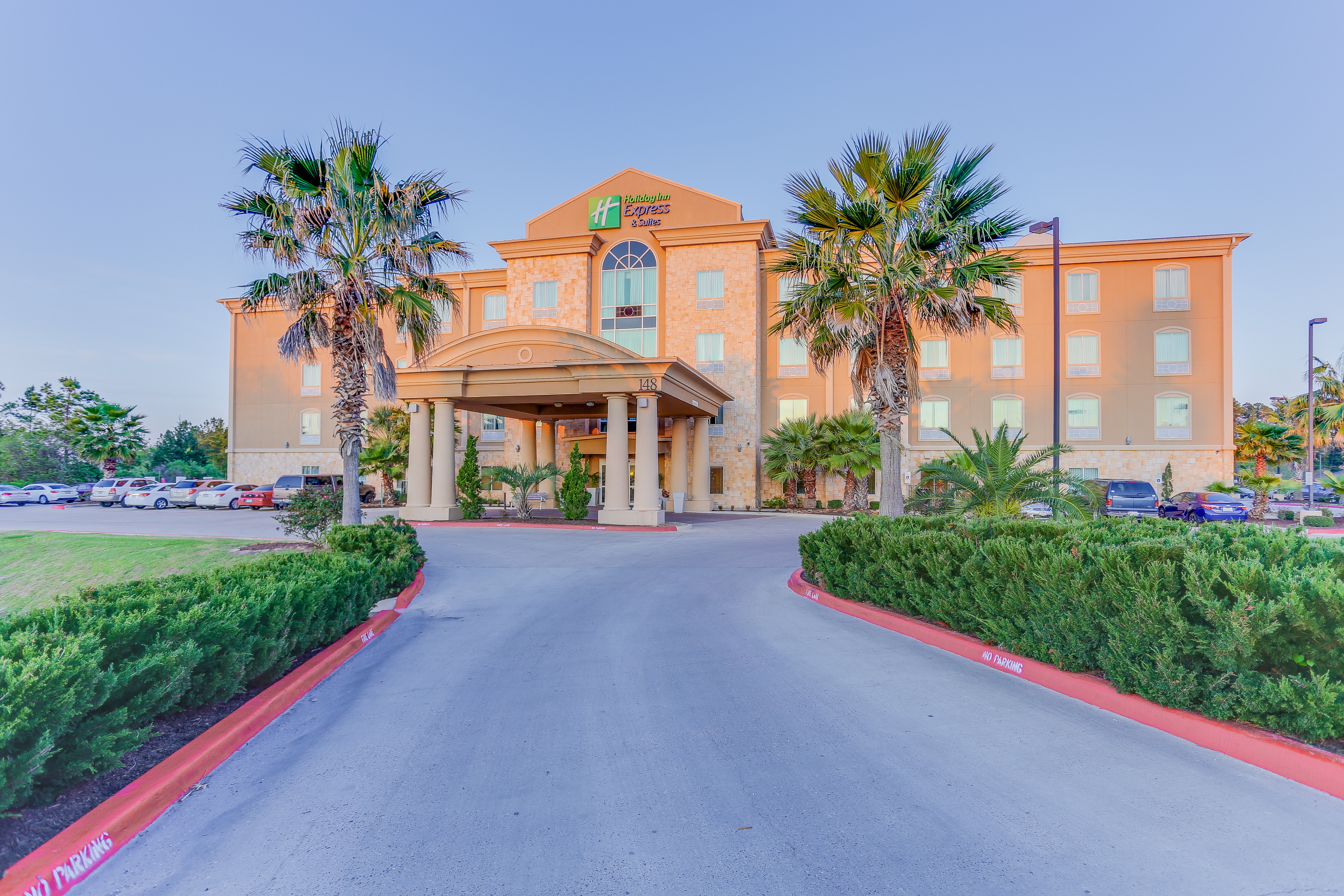 Holiday Inn Express Hotel And Suites Huntsville 65/65