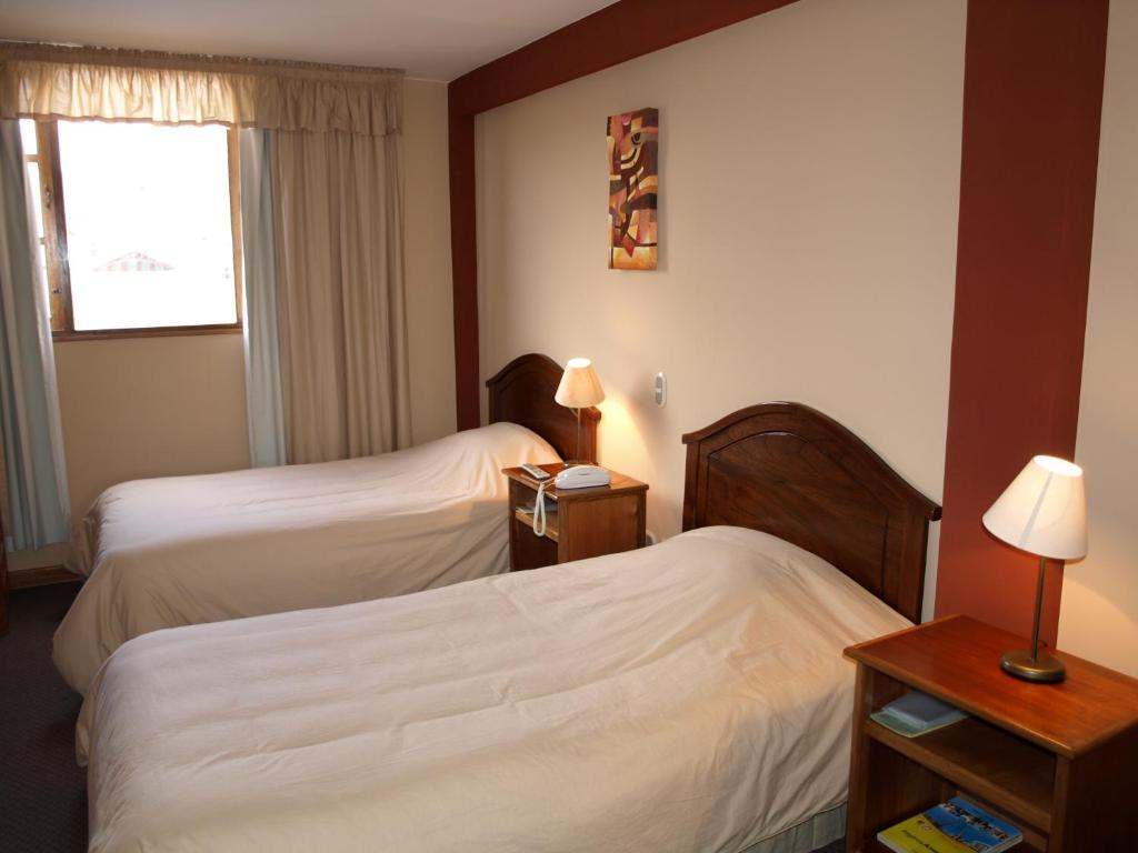 Room, Twin Beds