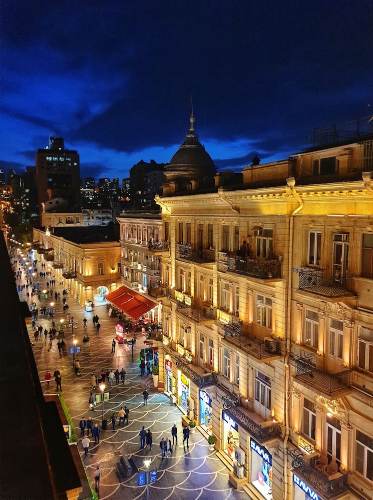 Austin Hotel Baku in BAKU