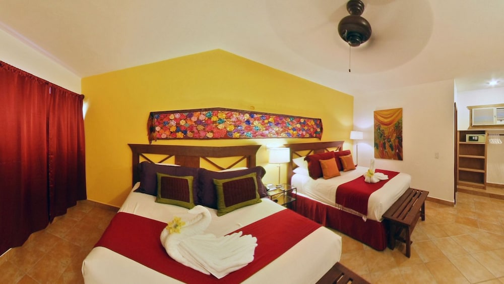 Flamingo Boutique Hotel 53/68