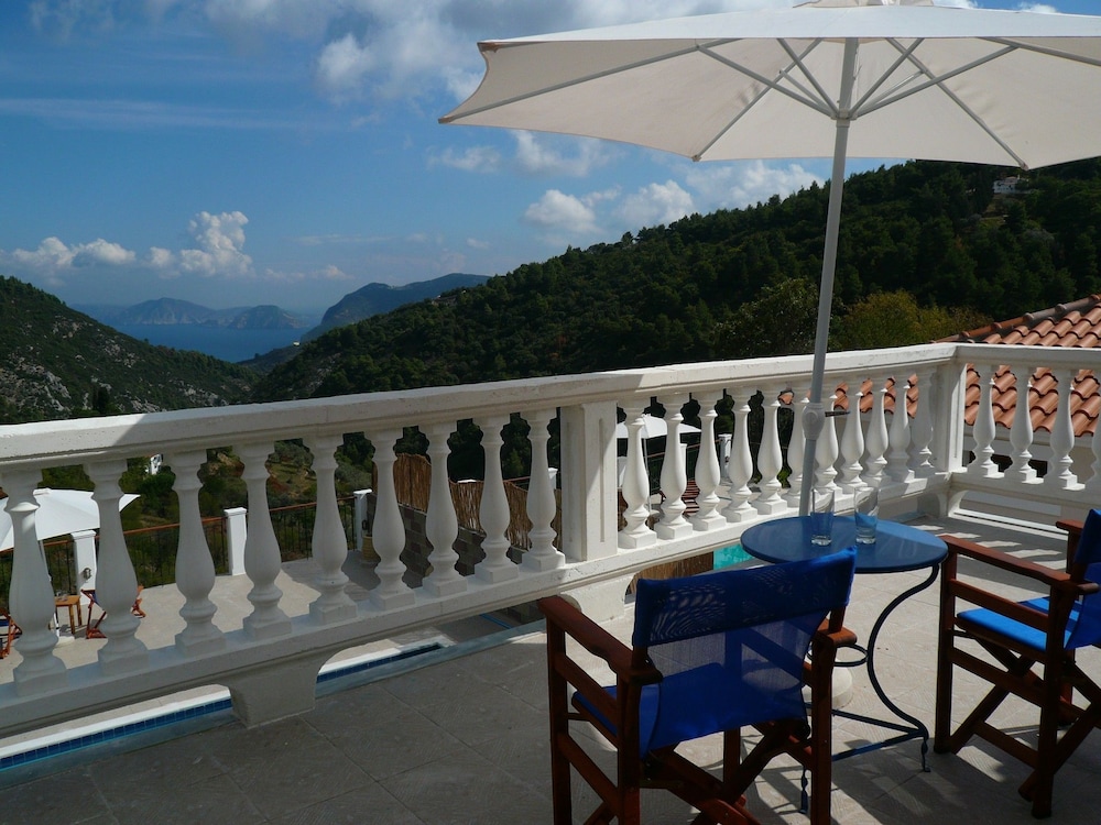 Skopelos Country Villas 44/48