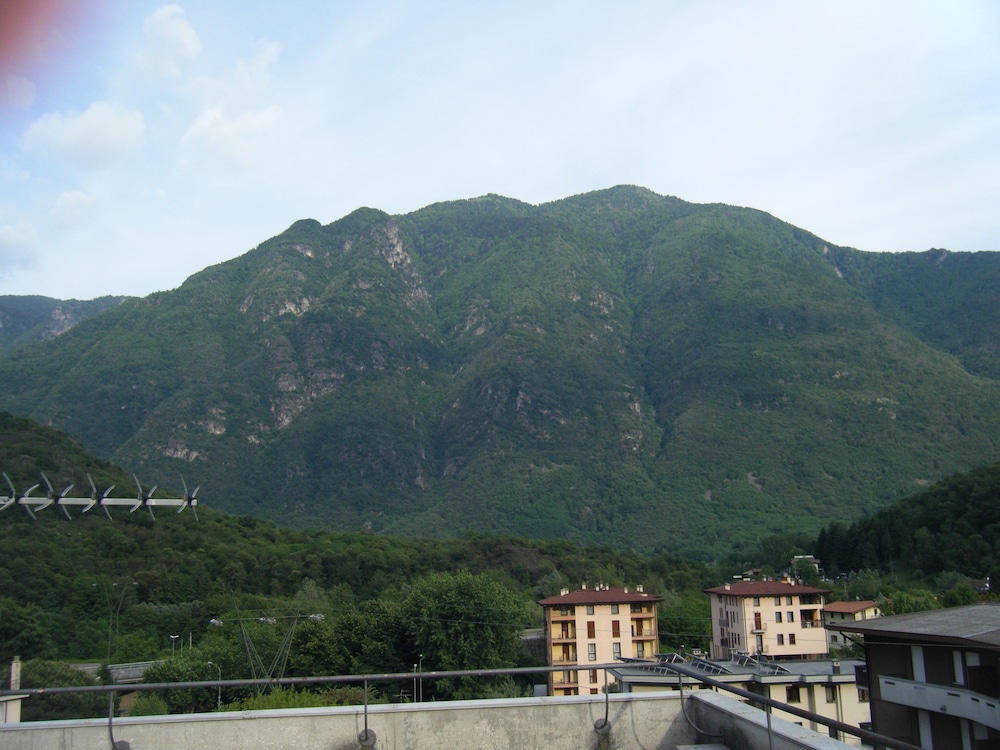 Residence Vezzoli 36/38